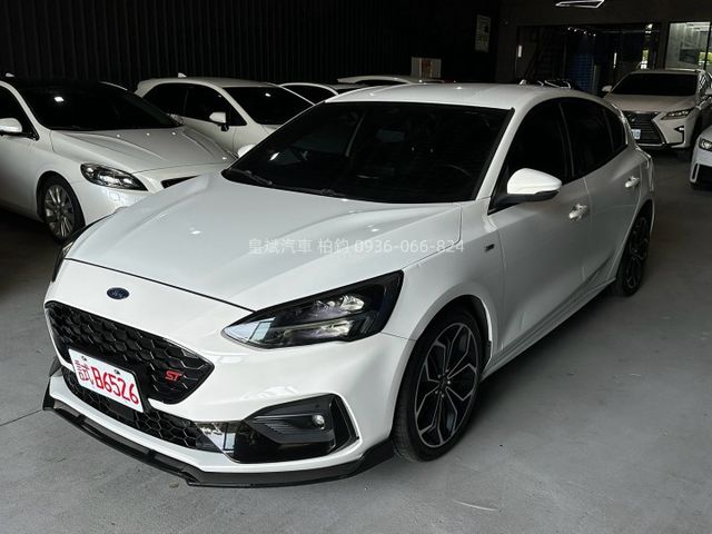 2019年Focus STline 免Key/B&O音響/換檔撥片/ACC/車道偏移  第1張相片