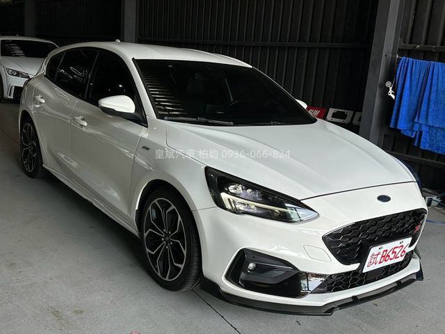2019年Focus STline 免Key/B&O音響/換檔撥片/ACC/車道偏移  第2張相片