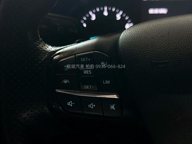2019年Focus STline 免Key/B&O音響/換檔撥片/ACC/車道偏移  第8張相片