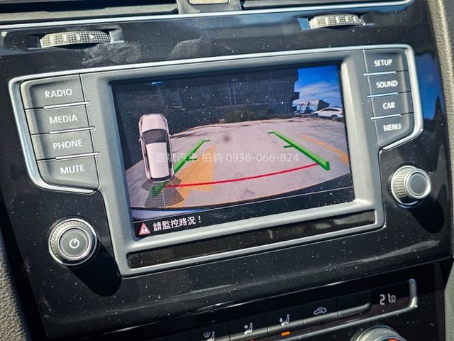 2015年Golf 1.4 /HID燈/顯影/雷達/恆溫/定速  第12張相片