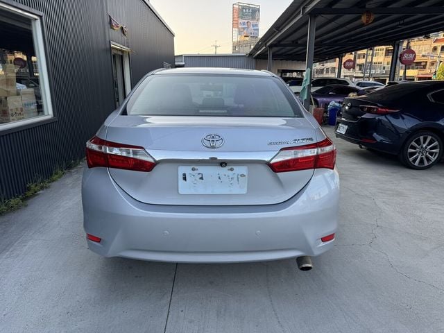 TOYOTA豐田 ALTIS  第6張相片