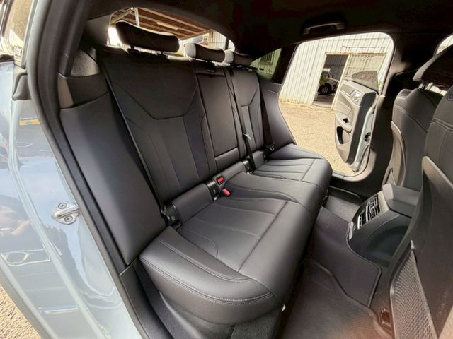 M Sport 原版件 配備~單記憶椅/ACC/盲點/無線充電座/HUD/換檔撥片/環景/電尾門 (海佃店)  第6張相片