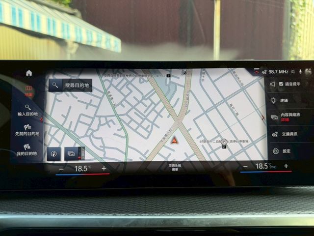 M Sport 原版件 配備~單記憶椅/ACC/盲點/無線充電座/HUD/換檔撥片/環景/電尾門 (海佃店)  第11張相片