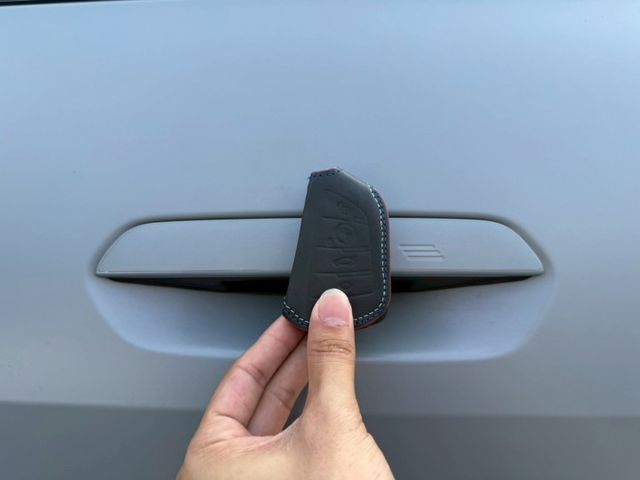 M Sport 原版件 配備~單記憶椅/ACC/盲點/無線充電座/HUD/換檔撥片/環景/電尾門 (海佃店)  第15張相片