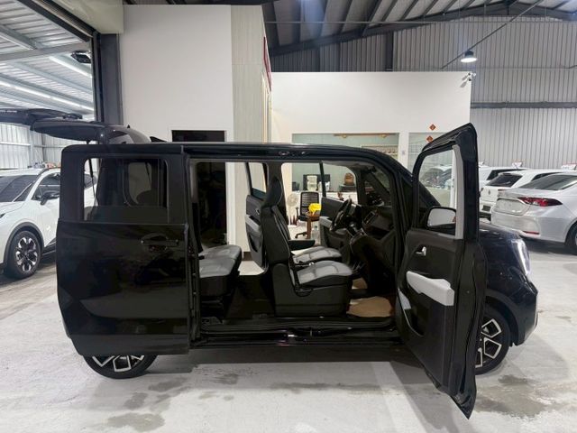 Signature 原版件 定速/單通風椅/前後座加熱椅/盲點/車道偏移/Apple CarPlay (海佃店)  第18張相片