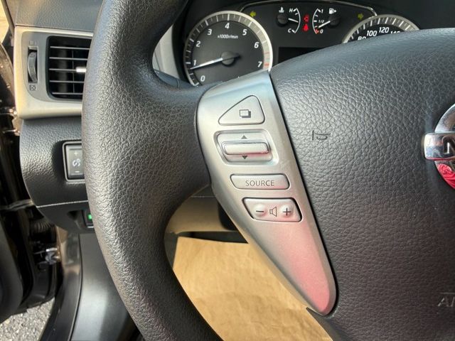 豪華影音版 原版件 配備~I-KEY/定速/倒車顯影/導航/HUD/電動後視鏡 (海佃店)  第10張相片