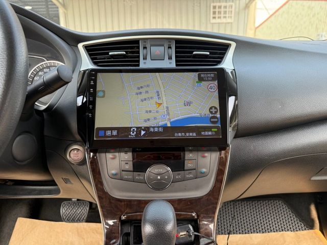 豪華影音版 原版件 配備~I-KEY/定速/倒車顯影/導航/HUD/電動後視鏡 (海佃店)  第12張相片