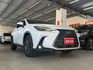 原版件 雙電動椅/ACC/換檔撥片/Apple CarPlay/盲點/電尾門/冰鑽隔熱紙 (北安店)  第3張縮圖