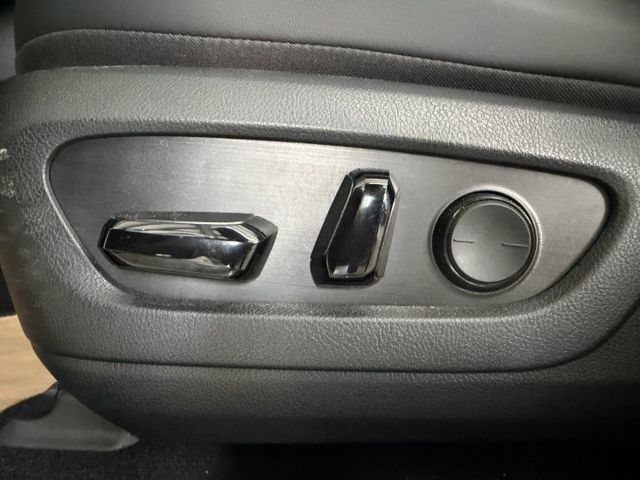 原版件 雙電動椅/ACC/換檔撥片/Apple CarPlay/盲點/電尾門/冰鑽隔熱紙 (北安店)  第13張相片