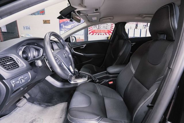 2017式 富豪 V40 T3 1.5  第7張相片