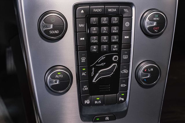2017式 富豪 V40 T3 1.5  第11張相片