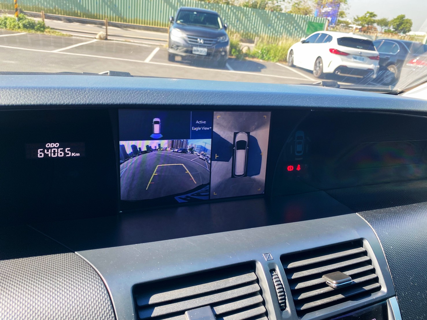 2016 LUXGEN M7 eco  第6張相片