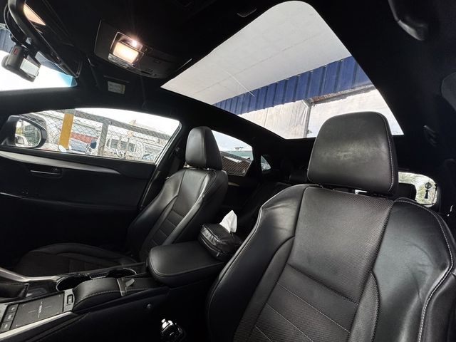 LEXUS凌志 NX300H  第6張相片