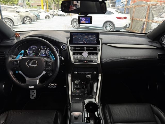LEXUS凌志 NX300H  第10張相片