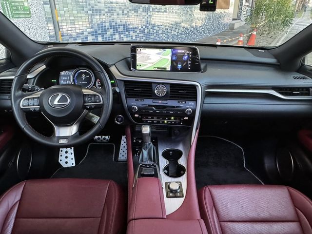LEXUS凌志 RX450HL  第11張相片
