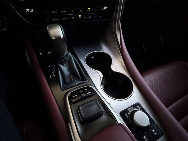 LEXUS凌志 RX450HL  第15張相片