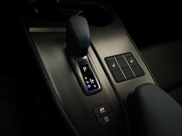 LEXUS凌志 UX300H  第14張相片
