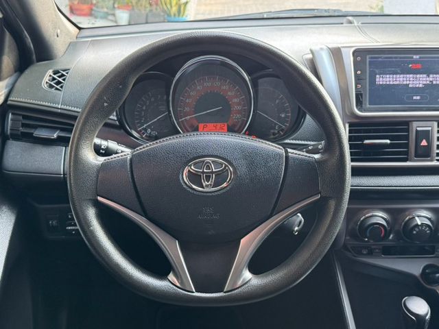 YARIS  第10張相片