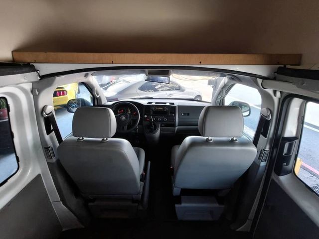 VOLKSWAGEN福斯 T6 KOMBI  第6張相片