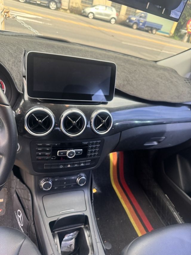 M-BENZ賓士 B180  第9張相片