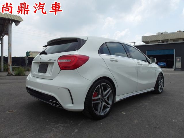AMG A45 4WD 360HP 雙電動記憶座椅 全景天窗 衛星導航 10安 AMG紅色卡鉗 可配合貸款 歡迎賞車  第6張相片