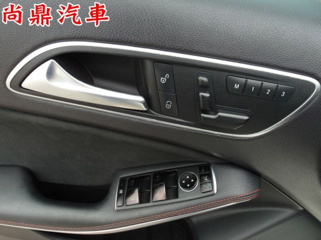 AMG A45 4WD 360HP 雙電動記憶座椅 全景天窗 衛星導航 10安 AMG紅色卡鉗 可配合貸款 歡迎賞車  第11張相片