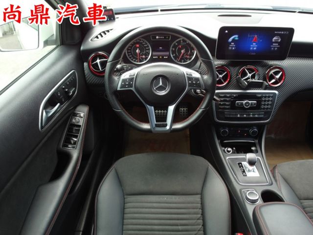 AMG A45 4WD 360HP 雙電動記憶座椅 全景天窗 衛星導航 10安 AMG紅色卡鉗 可配合貸款 歡迎賞車  第12張相片