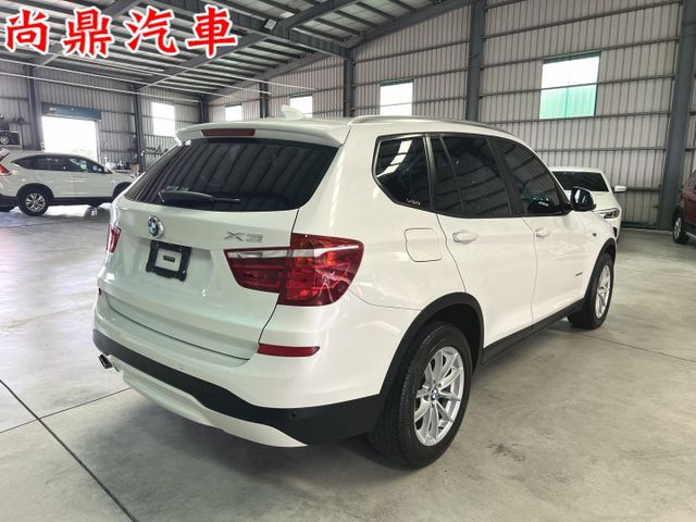 4WD 原鈑件 里程僅跑11萬 定速 電尾門 免鑰匙 倒車影像 電動記憶座椅 換檔撥片 藍芽 車室氣氛漂亮 歡迎預約賞車  第5張相片
