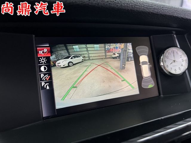 4WD 原鈑件 里程僅跑11萬 定速 電尾門 免鑰匙 倒車影像 電動記憶座椅 換檔撥片 藍芽 車室氣氛漂亮 歡迎預約賞車  第17張相片