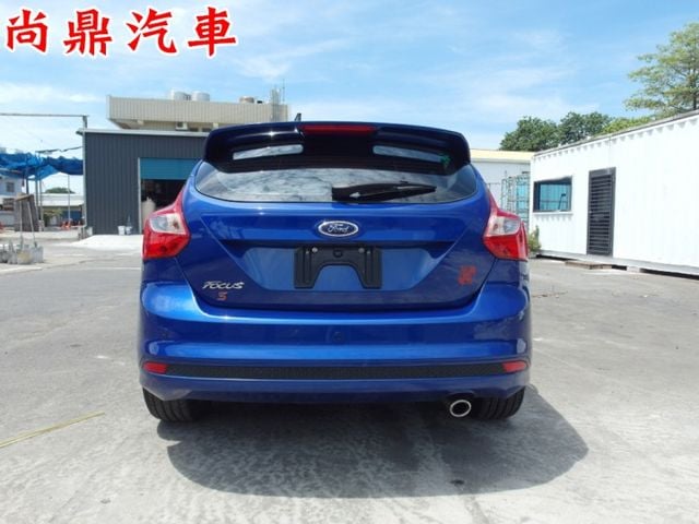 運動型 全車原鈑件 170HP 天窗 定速 導航 倒顯 數位電視 前後雷達 恆溫空調 抬頭顯示器 免頭款牽車  第4張相片