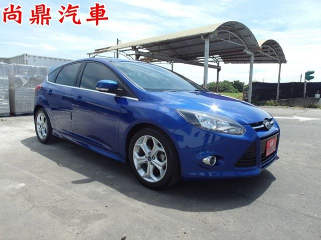 運動型 全車原鈑件 170HP 天窗 定速 導航 倒顯 數位電視 前後雷達 恆溫空調 抬頭顯示器 免頭款牽車  第7張相片