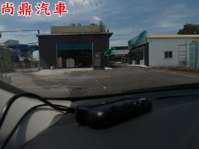 運動型 全車原鈑件 170HP 天窗 定速 導航 倒顯 數位電視 前後雷達 恆溫空調 抬頭顯示器 免頭款牽車  第12張相片