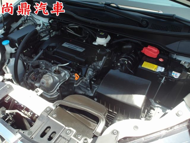 原鈑件 里程跑5.9萬 APEX版 七人座 雙電動滑門 ACC跟車 車道偏離 盲點 免鑰匙 360環景 前後車距  第9張相片