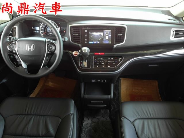 原鈑件 里程跑5.9萬 APEX版 七人座 雙電動滑門 ACC跟車 車道偏離 盲點 免鑰匙 360環景 前後車距  第13張相片