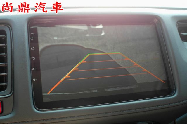 S版 全車原鈑件 里程跑8萬 免鑰匙 定速 藍芽 換檔撥片 倒車雷達 倒車影像 前後行車紀錄器 歡迎來店賞車  第16張相片