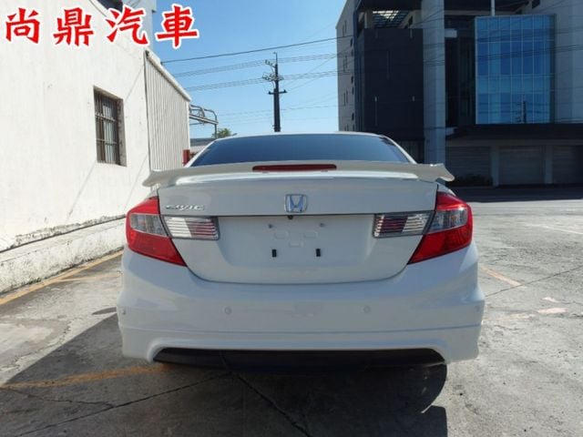 VTi-S K14 里程僅跑12萬 全車原鈑件 天窗 側裙小包 HID頭燈 定速 換檔撥片 ABS 循跡防滑 胎壓偵測  第4張相片
