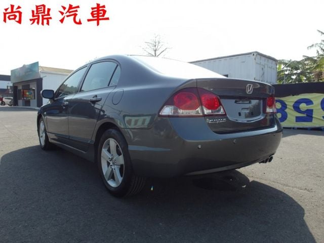 里程跑少 導航 倒車顯影 藍芽 行車紀錄器 電動後視鏡 免頭款牽車 歡迎賞車^.^  第3張相片