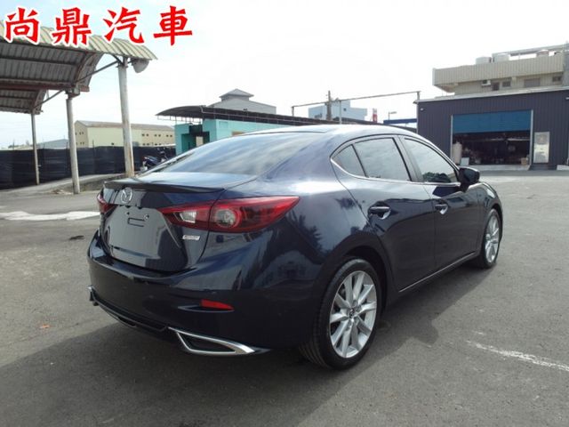 里程保證 實車實價 原鈑件 免KEY 盲點 胎壓 魚眼頭燈 前後行車紀錄器 雙恆溫 定速 倒車影像 可參考貸款 歡迎賞車  第5張相片