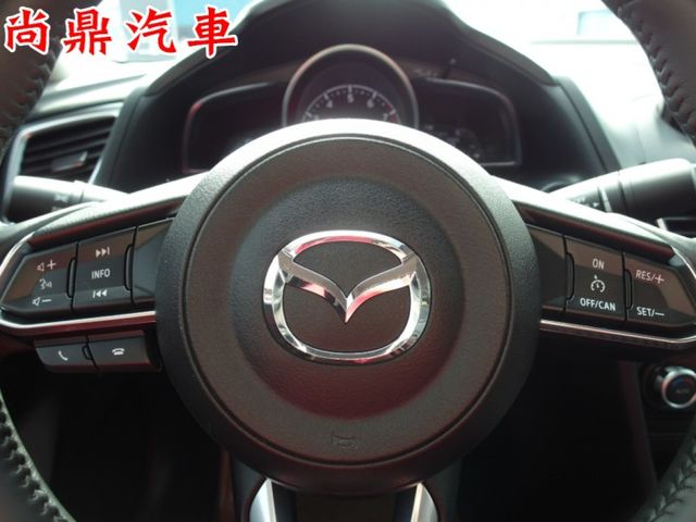 里程保證 實車實價 原鈑件 免KEY 盲點 胎壓 魚眼頭燈 前後行車紀錄器 雙恆溫 定速 倒車影像 可參考貸款 歡迎賞車  第15張相片