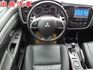 4WD 原鈑件 里程僅跑8萬 ACC跟車 天窗 免KEY 電尾門 定速 換檔撥片 倒車影像 抬頭顯示器  第14張縮圖