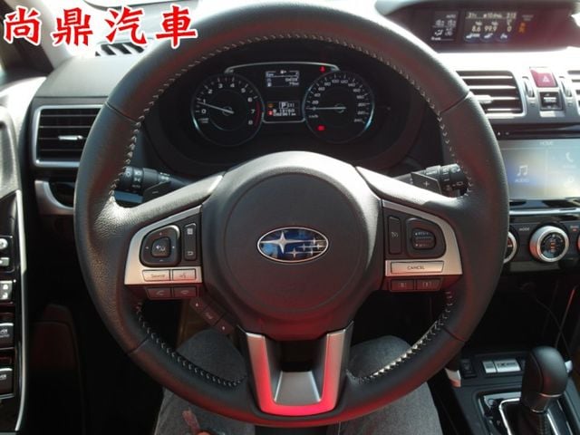 i-P版 全車原鈑件 里程僅跑9萬 免鑰匙 電尾門 盲點 定速 右側顯影 倒車影像 換檔撥片 主動轉向頭燈  第15張相片