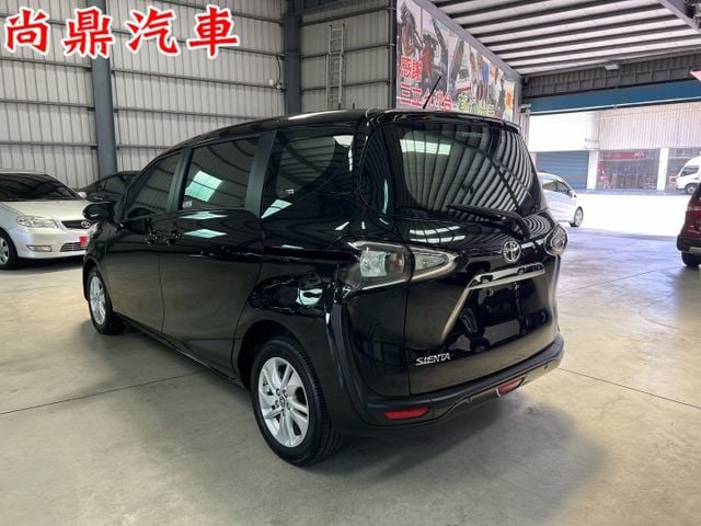 五人座 1.8豪華+版 全車原鈑件 電動滑門 盲點偵測 定速 免鑰匙 藍芽 後座收折大空間 歡迎來店賞車  第2張相片