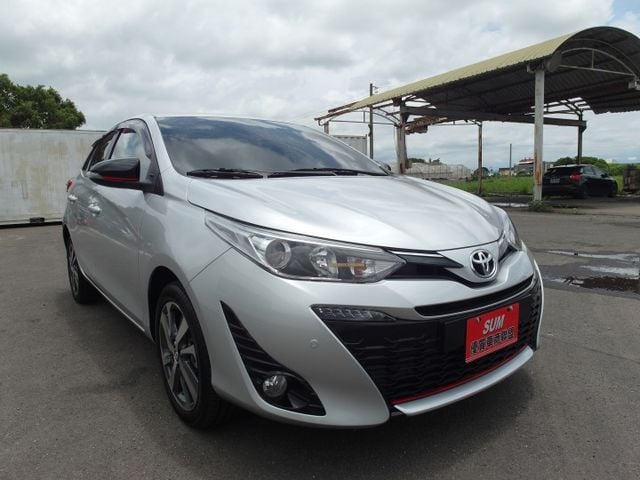 2019型《S版》原漆原鈑件 免鑰匙 定速 9安氣囊 倒車影像 導航 藍芽 後座充電孔 可貸款 歡迎賞車  第6張相片