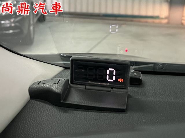 小改款 2017型 全車原鈑件 豪華款 六安 已加裝安卓機 免鑰匙 定速 倒車影像 恆溫 前後行車紀錄 可全額貸款  第10張相片