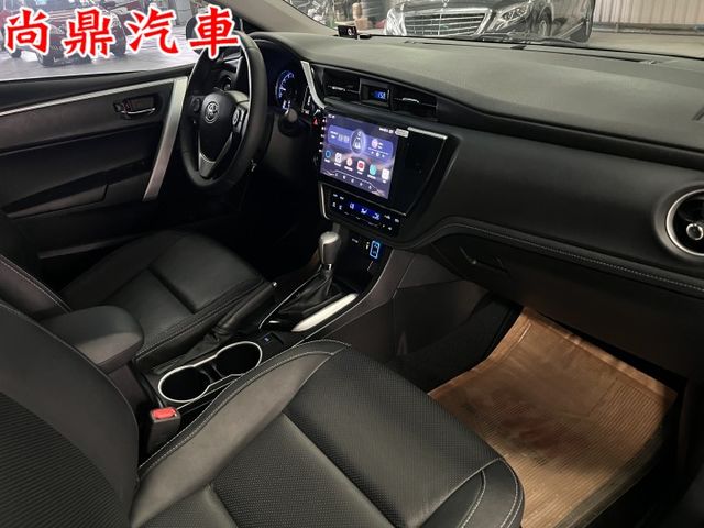 小改款 2017型 全車原鈑件 豪華款 六安 已加裝安卓機 免鑰匙 定速 倒車影像 恆溫 前後行車紀錄 可全額貸款  第20張相片