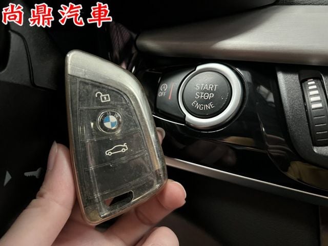 xDrive35i 渦輪 四輪驅動 原鈑件 天窗 電尾門 定速 盲點 倒車影像 換檔撥片 駕駛模式 藍芽 導航 記憶椅  第18張相片