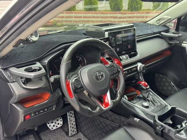 Toyota RAV4  第7張相片