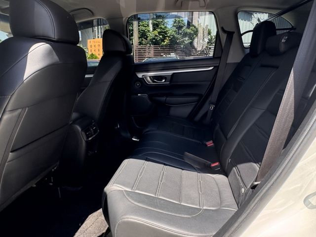 Honda CR-V  第7張相片