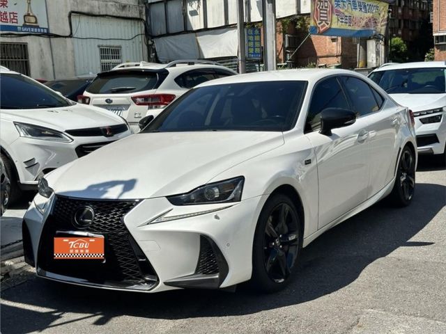 Lexus IS  第4張相片