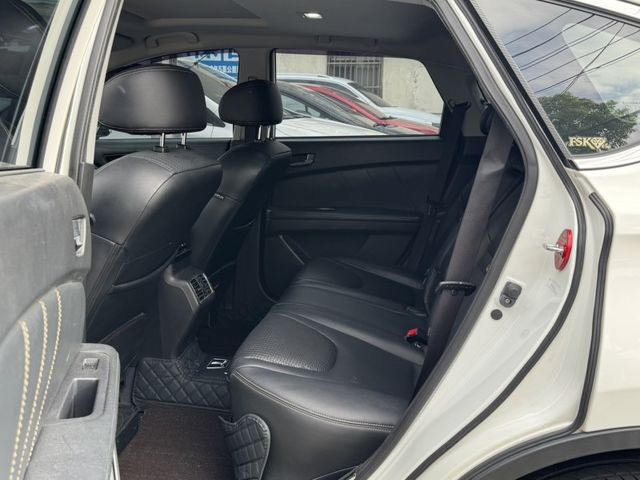 Luxgen U6 GT  第7張相片